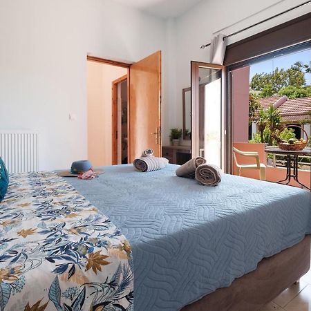 Mouzakitis Apartments 4 Арилас Екстериор снимка